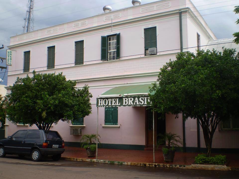 Hotel Brasil Cerro Largo Екстер'єр фото